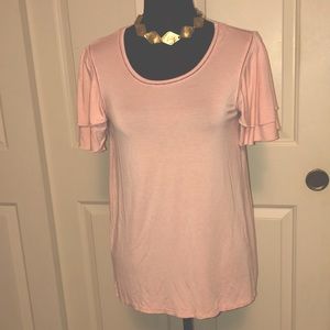 Cable & Gauge Short Sleeve-Flutter Sleeve Pink Top Medium